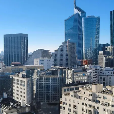 Apartment 2 Bedrooms, La Defense, Eiffel Tower View, Parking, 1omin Walk To Metro Courbevoie